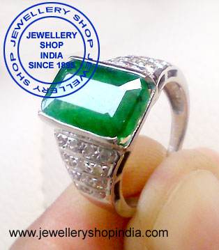 Emerald Gemstone Ring Designs for Gents