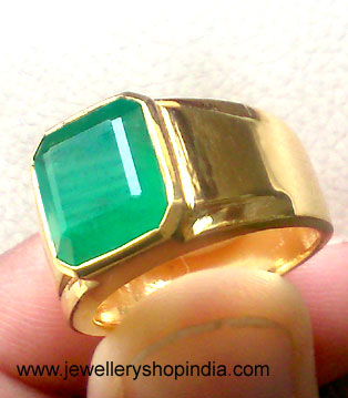 Emerald Stone Ring Designs for Gents in Gold