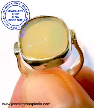 Opal Gemstone Ring Design