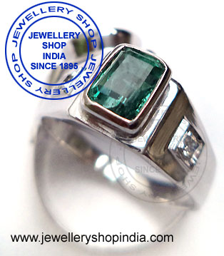 Emerald Gemstone Ring for Gents
