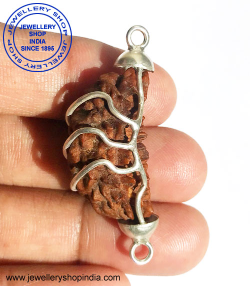 1 Mukhi Nepali Rudraksha Pendant
