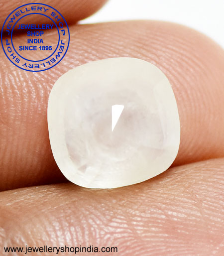 White Sapphire Stone thumbnail