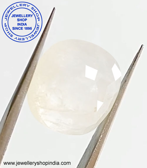 White Sapphire Stone thumbnail