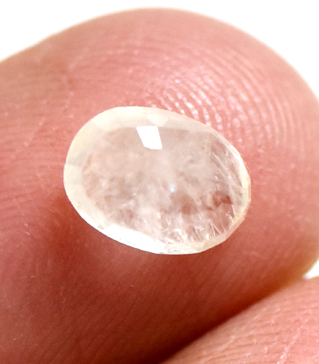 White Sapphire Stone thumbnail